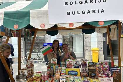  Посолството представи България на дипломатическия базар „СИЛА”